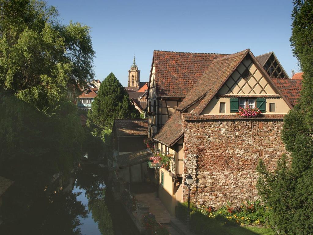 Hôtel Restaurant Logis La Palette Wettolsheim Exterior foto